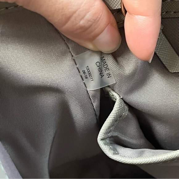 Tory Burch Robinson small tote NWOT - Picture 9 of 10